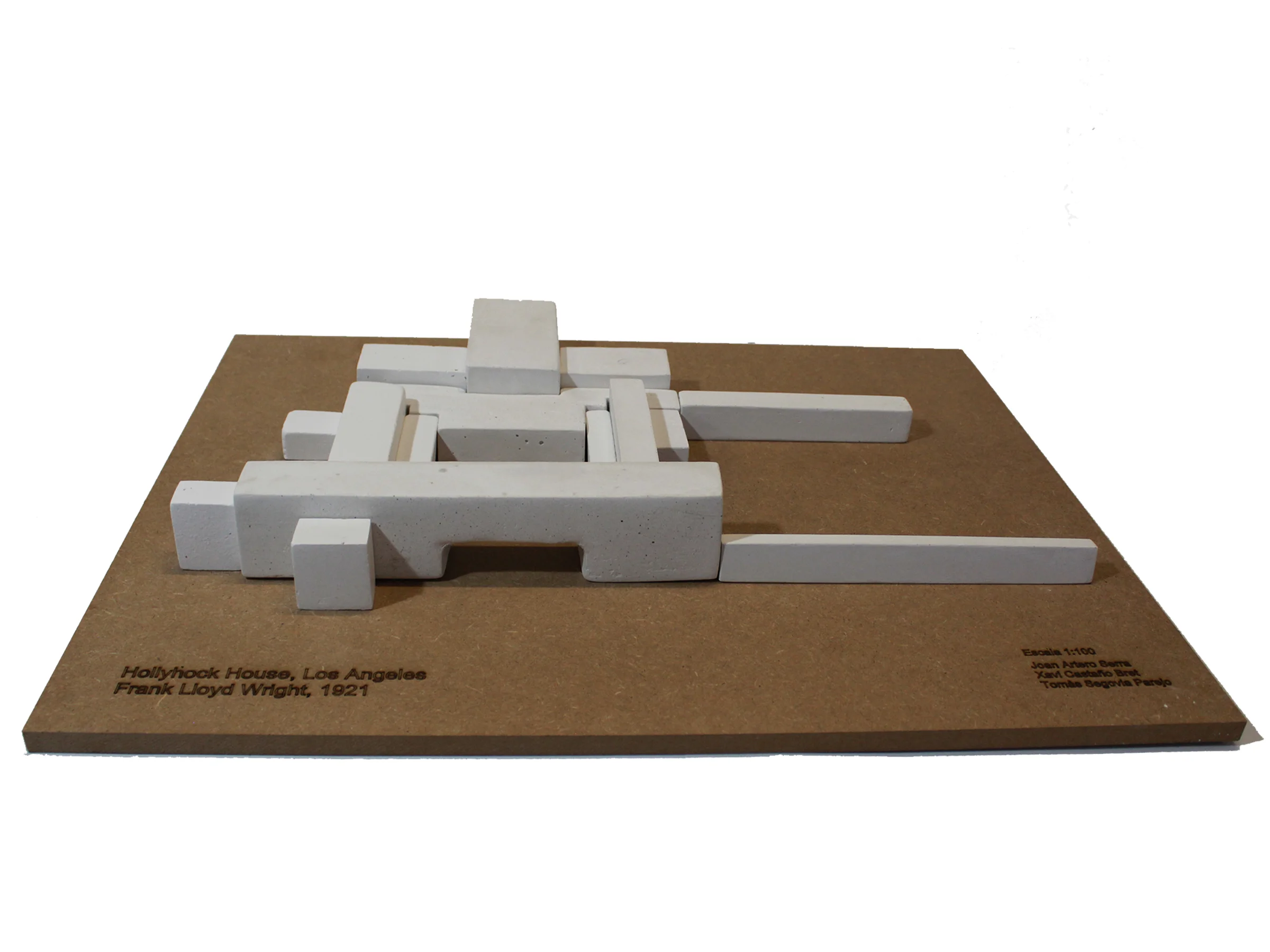Joan Artero - Hollyhock House - Vista